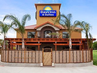 Days Inn & Suites By Wyndham Houston North-Spring Westfield ภายนอก รูปภาพ