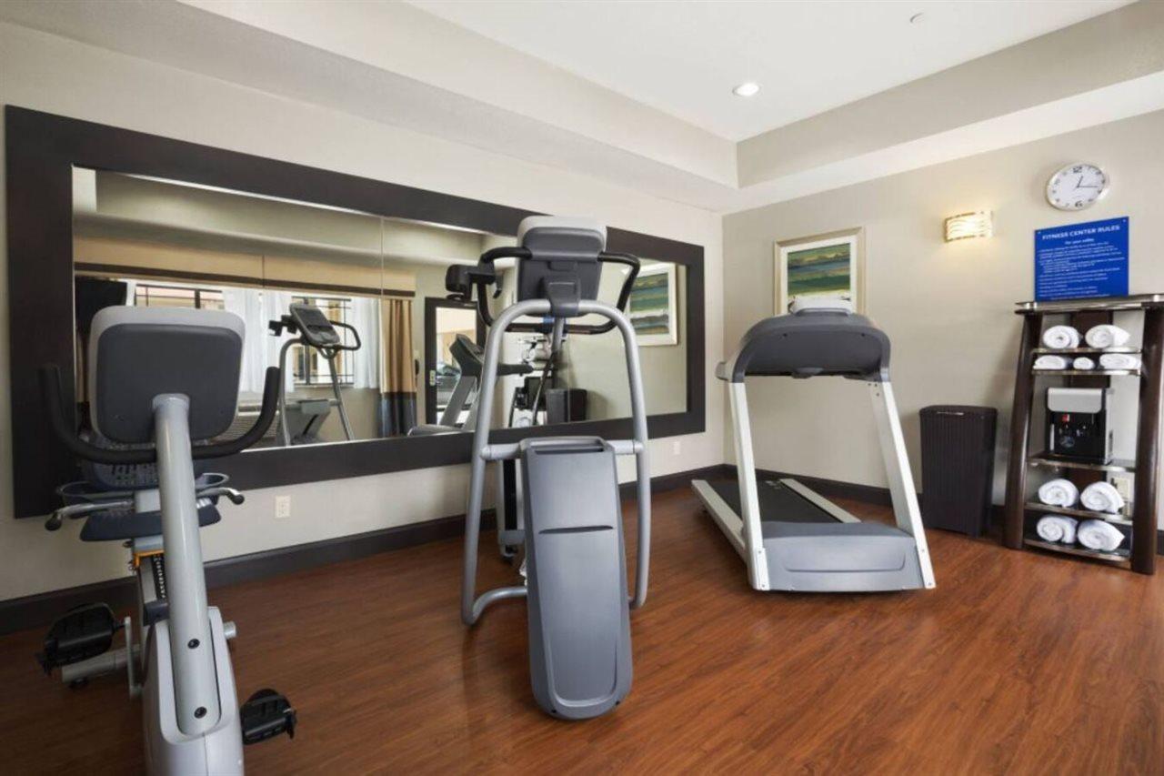 Days Inn & Suites By Wyndham Houston North-Spring Westfield ภายนอก รูปภาพ