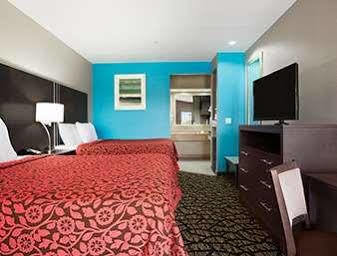 Days Inn & Suites By Wyndham Houston North-Spring Westfield ภายนอก รูปภาพ
